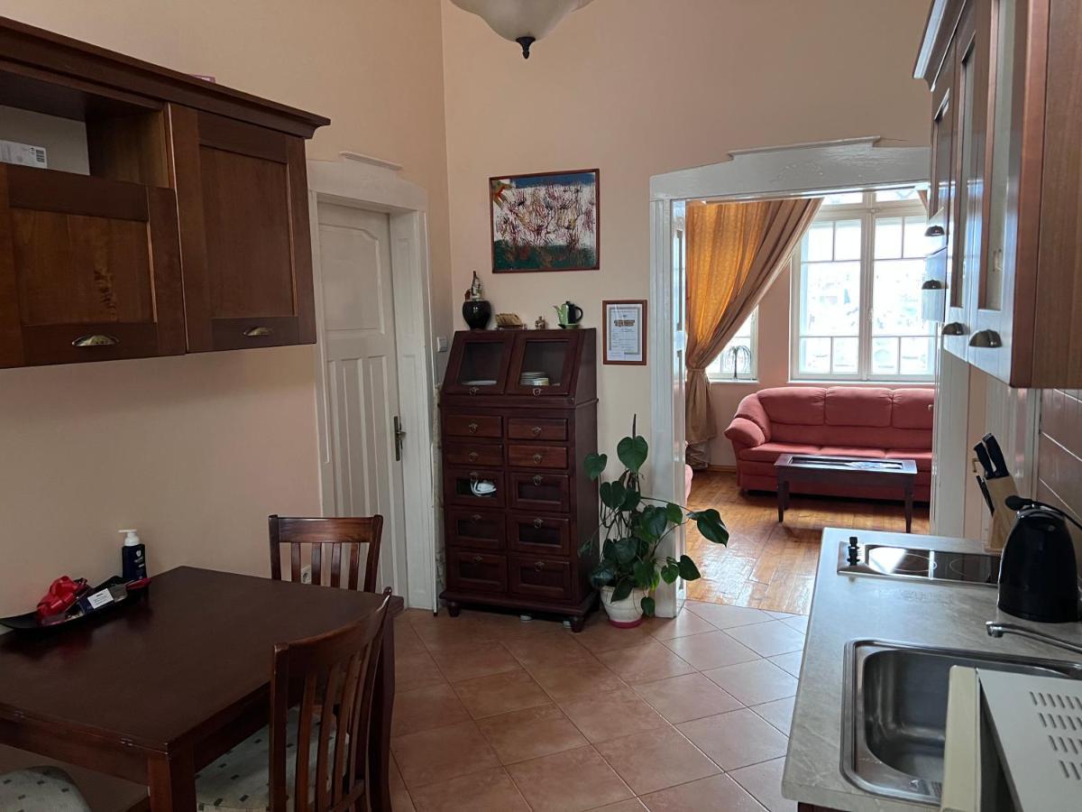 Albert Guest House Русе Экстерьер фото